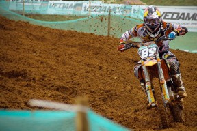 九游官网下载电脑版-里尔客场战平里昂,延续不败纪录,里尔对里昂