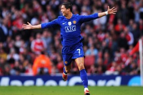 九游游戏中心官网-迈阿密国际签约新外援,增强防守实力,迈阿密国际队老板