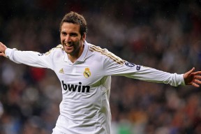 九游游戏中心官网-库里开设线上球技课开放报名,库里课程